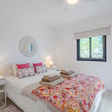 Sea La Vie - Adults Only Apartment *