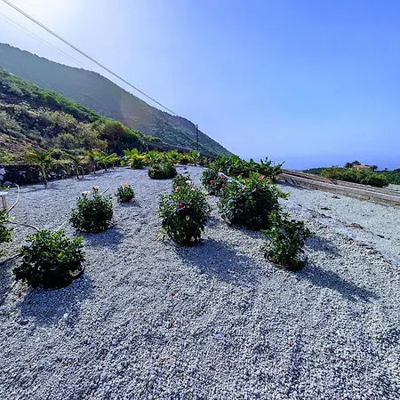 Sea La Vie - Adults Only